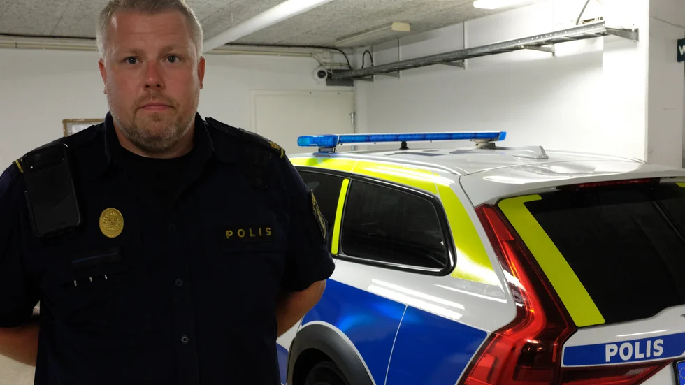Det finns problem med A-traktorer, men de kan också vara bra på många sätt, till exempel för att lära sig att köra innan det riktiga körkortet ska tas, tycker polisen Christoffer Ehrning.