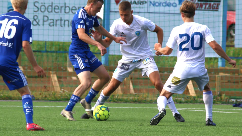 Joel Carlsson gjorde Storfors mål mot Frösön.