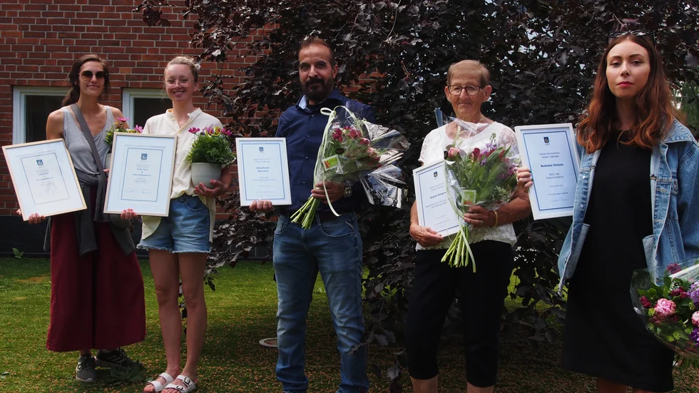 Årets pristagare. Från vänster: Alice Eliasson,  Frida Solli, Abdalfatah Aburawa, Birgitta Källgren och Nathalie Chávez. 