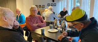 Här vågar gubbarna snacka skit