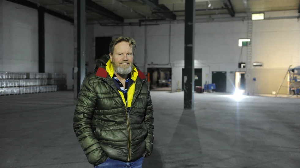 Björn Thorén i den blivande fabrikslokalen i Gamleby. Bilden är en arkivbild.