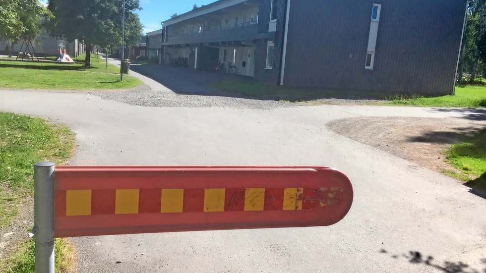 I närheten av Anderstorpsskolan och Skiftesgatan inträffade rånet på söndagskvällen den 23 juni. 