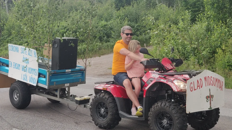 En ensam vagn såg till att hålla Polustustraditionen vid liv.
