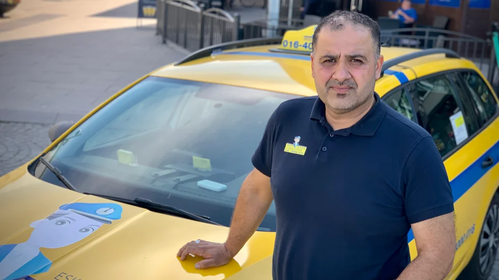 Ali Rahmans taxibolag har drabbats hårt av coronapandemin.