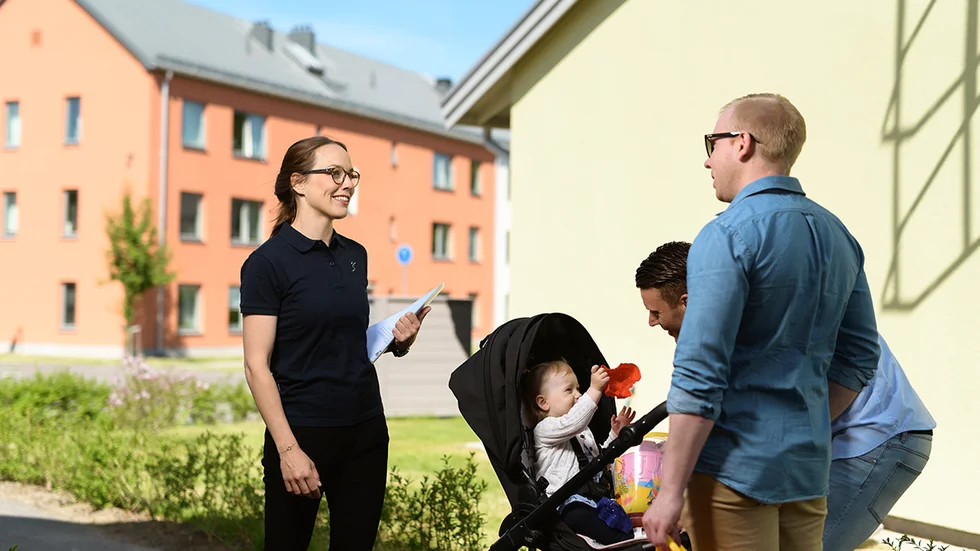 — För oss är det viktigt att föra en kontinuerlig dialog med våra hyresgäster och involvera dem i vårt hållbarhetsarbete. Alla kan göra något, och många bäckar små leder till något stort, berättar Malin Ribbenhed på Stångåstaden.