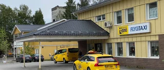 Dyrare för Piteåborna att ta sig till flyget • Billiga flygtransfern upphör: "Inte ekonomiskt försvarbart"