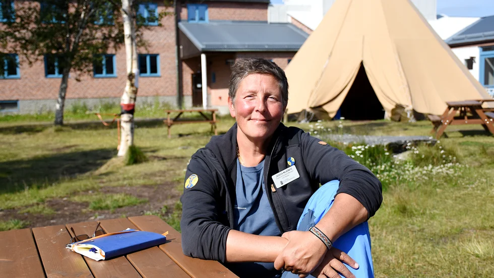 Det är fler svenskar än vanligt som besöker Abisko, men det kan ändras lite. ”Senaste veckan ser man på parkeringen att nu börjar de utländska bilarna dyka upp”, säger Jessica Milkewitz, platschef på Abisko turiststation. 