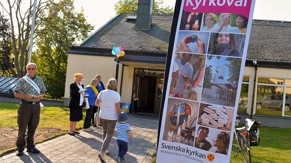 Det finns många skäl till att lämna sofflocket i det kommande kyrkovalet, poängterar debattören.