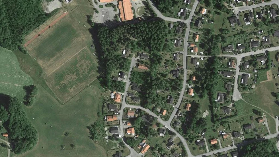 Området kring Skogsdungevägen 10