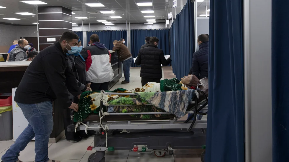 En covidpatient vid ett sjukhus i Ramallah på Västbanken. Bilden är från den 2 mars.