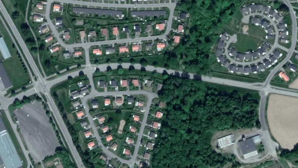 Området kring Vräknebrovägen 9