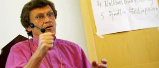 Biskop Lennart Koskinen grillades på kyrkomötet