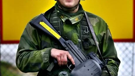 Tradition. Viktor Bandholtz för vidare de militära traditionerna i släkten, pappa var chef på KA3 i Fårösund och två äldre bröder har arbetat inom försvaret.