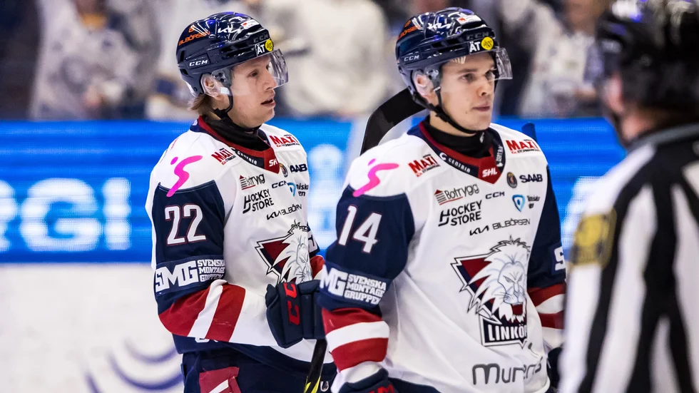 Arvid Costmar till höger.