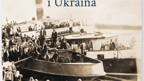 Omslaget pryds av Nächtmans historiska bild på avfärden från Gammalsvenskby 1929 