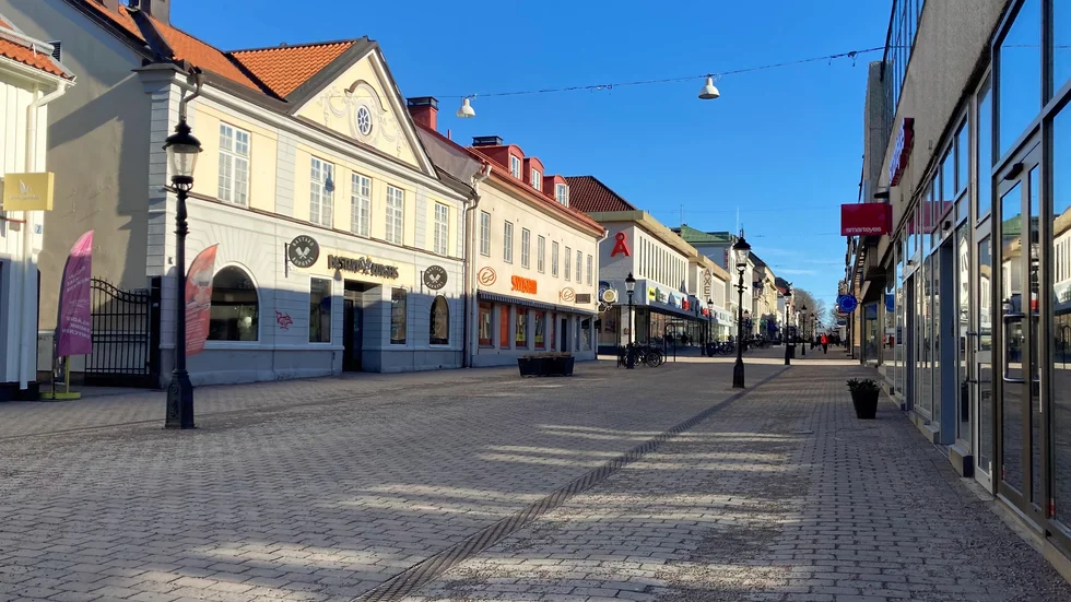 Alla de fördelar som brukar förknippas med urbana miljöer såsom närhet till andra människor, handel, arbetsplatser och kultur kräver att många ges tillträde till staden. Bara de som bor i stadskärnan räcker inte som underlag, skriver Anders Ydstedt, Kungliga Automobilklubben.