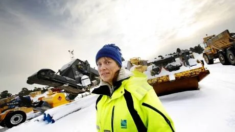 Ann-Louise Almgren på Nybergs entreprenad. "När det är så här kollar vi väderprognoserna nästan varje timme".