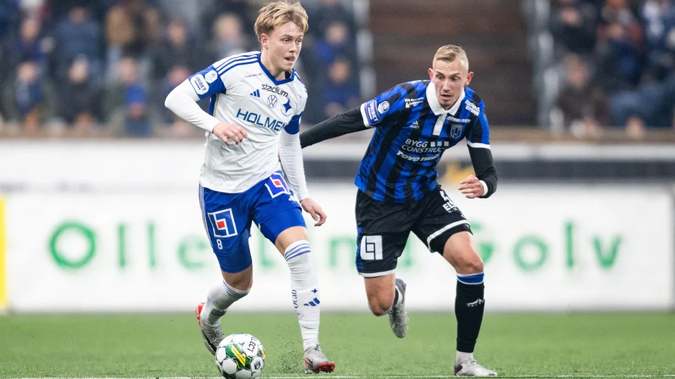 Isak Andri Sigurgeirsson och IFK tog allsvenskan 2023 i mål i Uppland.