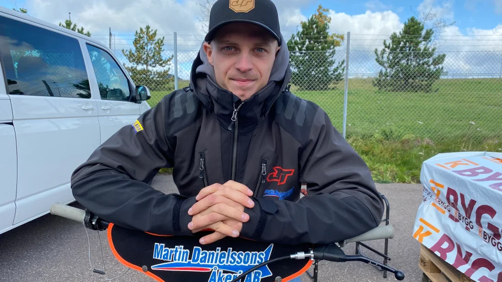 Speedwaybesök. Jacob Thorssell besökte ett bygghandelsföretag i Motala på onsdagen och berättade om de tävlingar som han har kvar.