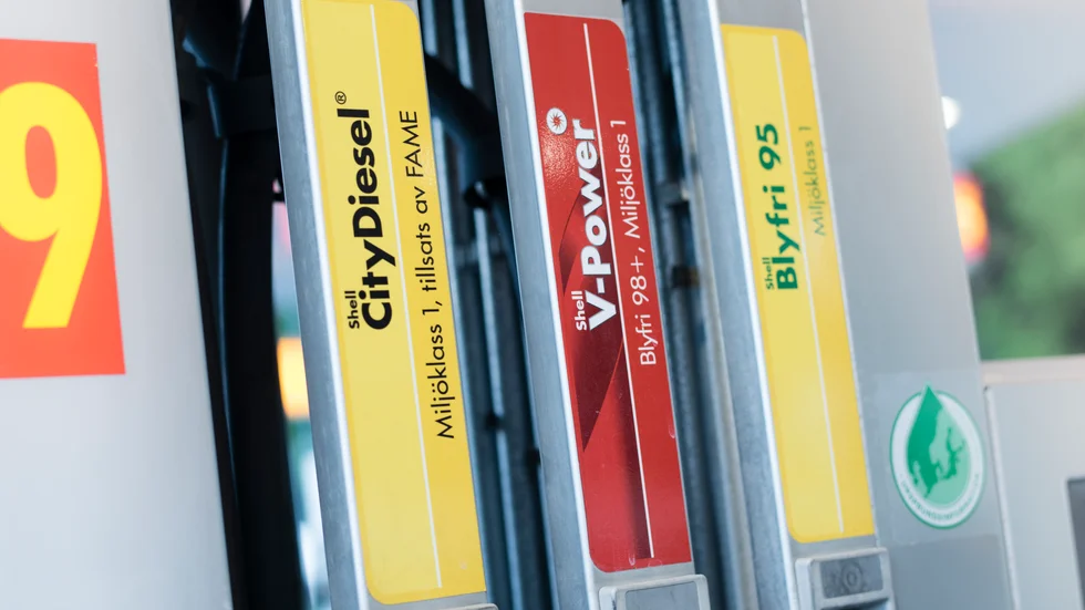 Diesel blir billigare att tanka. Arkivbild.