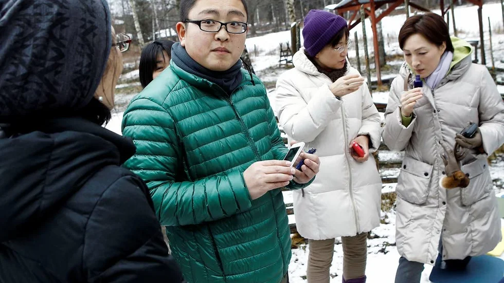 Skolskogen. Internationellt besök på flera platser i Motala kommun.