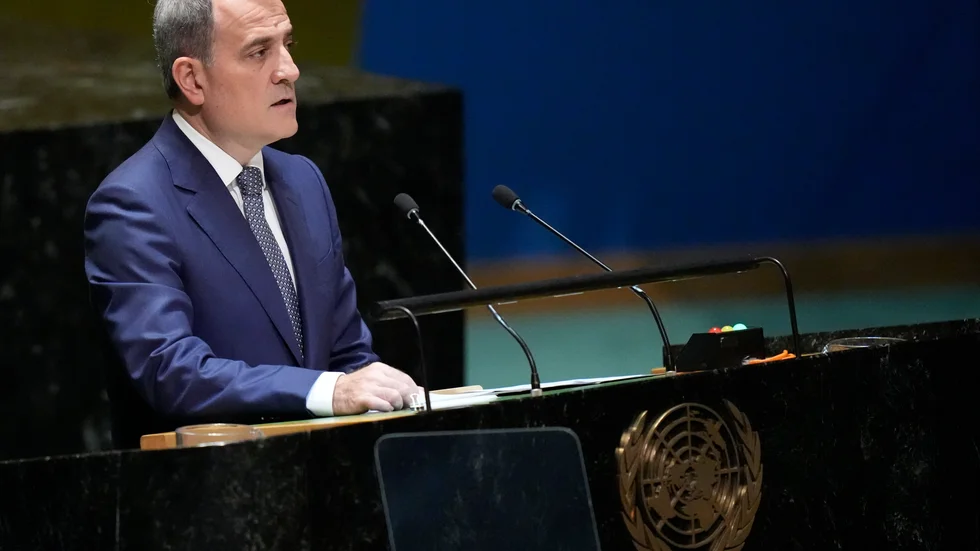 Azerbajdzjans utrikesminister Jejhun Bajramov hävdade i sitt tal till FN:s generalförsamling på lördagen att etniska armenier i Nagorno-Karabach ska behandlas jämlikt.