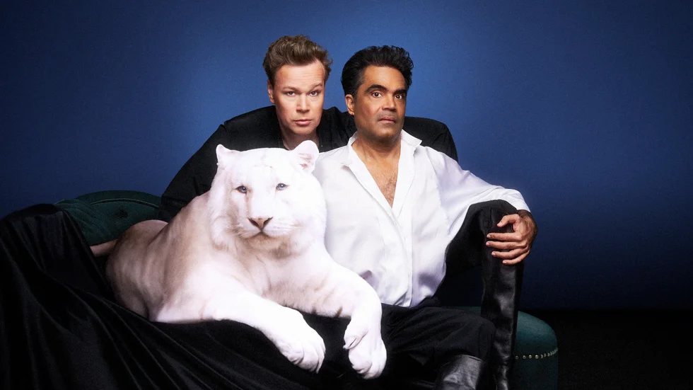 Johan Glans och David Batra gör för första gången en humorshow tillsammans.                