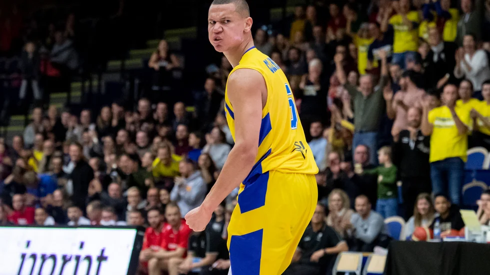 Elijah Clarance blev bästa svenska poängplockare i storförlusten mot Turkiet. Därmed är Sverige utslaget ur OS-kvalet.