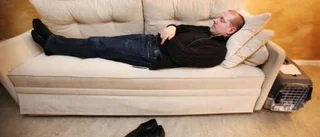 Sover bara två timmar