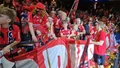 Fredrik Lindholms firande med gamle lagkompisen