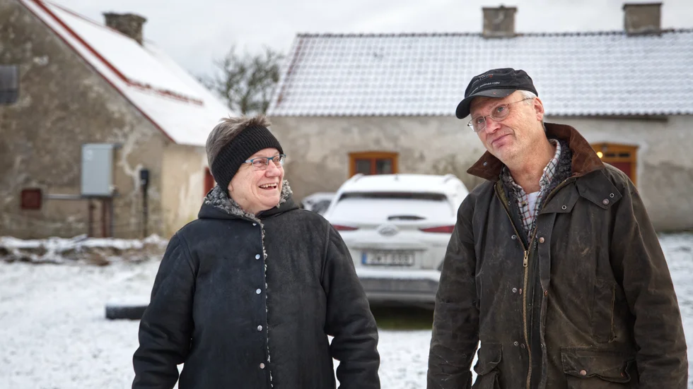 ”Det får ordna sig” är paret Susanne Welin-Berger och Olof Thomssons inställning till mycket här i livet. Och det var också vad de tänkte när deras ladugård brann ner.