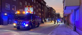 Två personbilar kolliderade i centrala Piteå