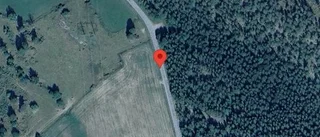 Översvämmad väg stör trafiken på väg 764