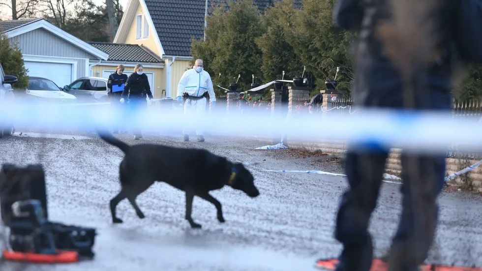 En bil i bostadsområdet Stenby drabbades av en kraftig detonation natten mot fredag. Det var den andra sprängningen på kort tid i Eskilstuna.