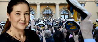Studentmössor för 4 000 kronor – stoppa galenskapen