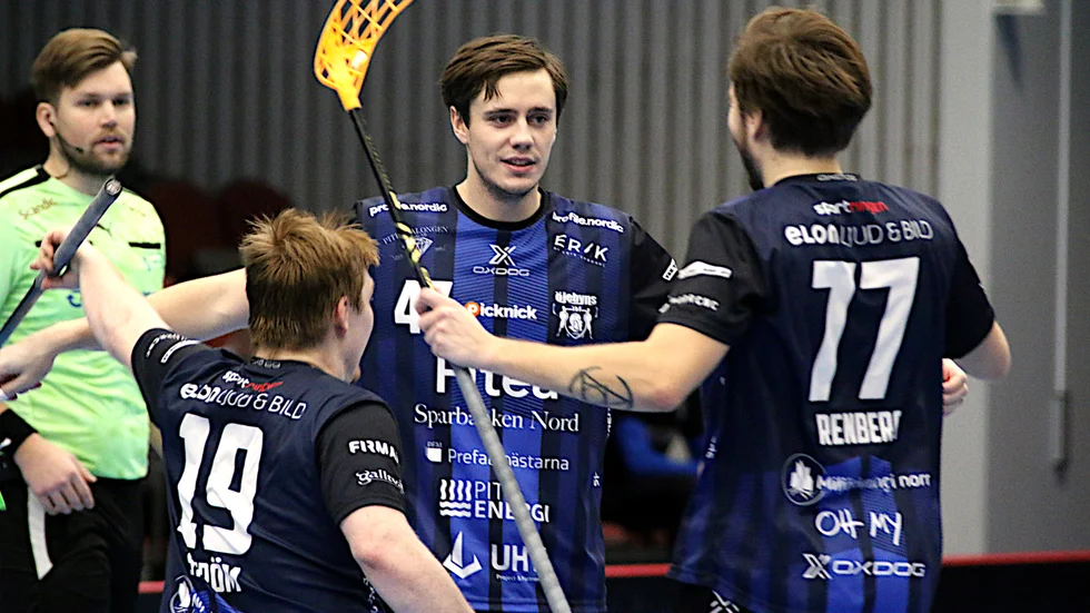 Isac Zerpe gjorde två av målen när Öjebyn vann mot Skellefteå. Bland annat dundrade han in avgörandet på övertid.