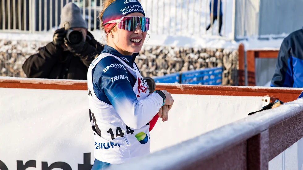 Evelina Crüsell, Skellefteå SK,  kan med ett leende se fram emot en ny chans på världens största skidscen. 