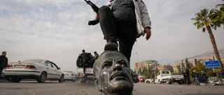 Rebeller utropar seger i Syrien: Assads regim har fallit