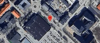 Stopp på grund av brinnande fordon på väg 519