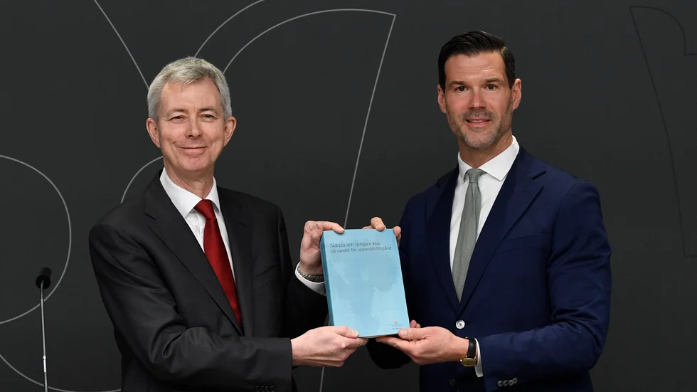 På tisdagen tog migrationsminister Johan Forssell (M) emot den så kallade vandelsutredningen från den särskilde utredaren och tidigare domaren Robert Schött.