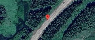 Störning i trafiken på grund av trasig personbil på E4