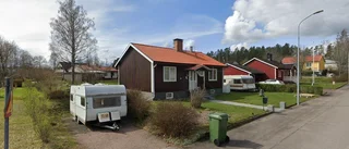 75-åring ny ägare till 60-talshus i Österbymo, Ydre – 400 000 kronor blev priset