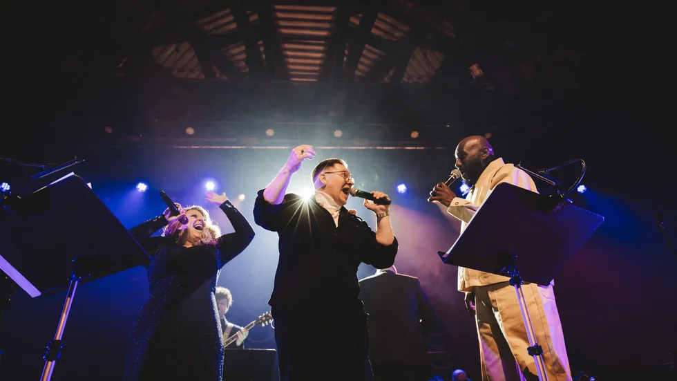 Gospel och Motowndoftande soul kombinerat med jazz och en annan julklassiker utlovas när stjärnorna Sarah Dawn Finer, Samuel Ljungblahd och David Michael Wyatt ger sig ut på julturné med Norrbotten Big Band.