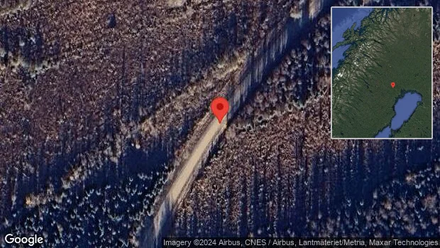 Stopp på grund av brinnande fordon på väg 678.