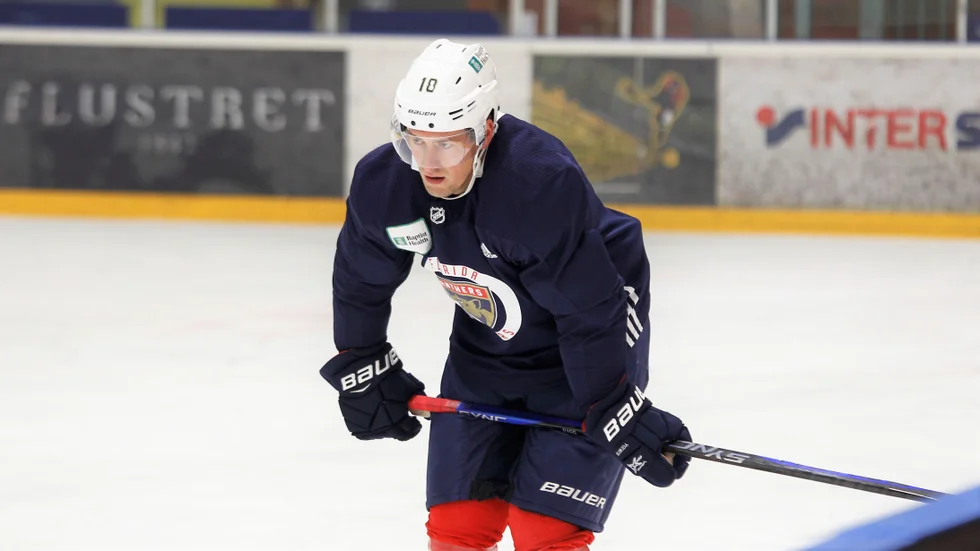 Robert Hägg har siktet inställt på en nys säsong i NHL. Det var först i sluytet av juli som han gjorde klart med en ny klubb i form av Detroit Red Wings.