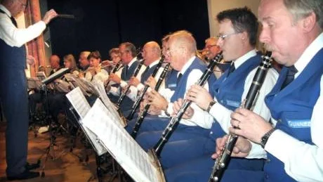 Gunnebo Musikkår under ledning av Gunnar Andersson var angenäm underhållning på höstkafét i Ankarsrum i lördags.