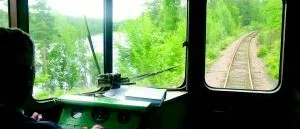 Tågresa längs 
nostalgiska spår