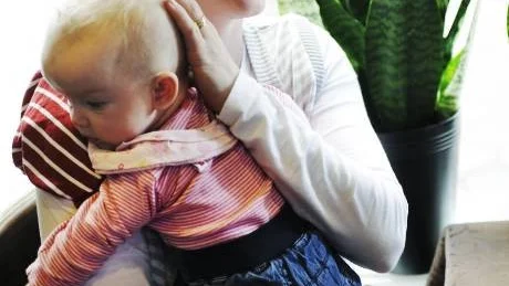 Elin Aspholm brukar mest använda Google till översättningar av engelska ord.Foto: Ellen Nielsen-Kindstrand