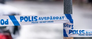Ung man skadad av stickvapen
