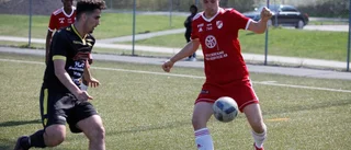 ESK komponerar om laget